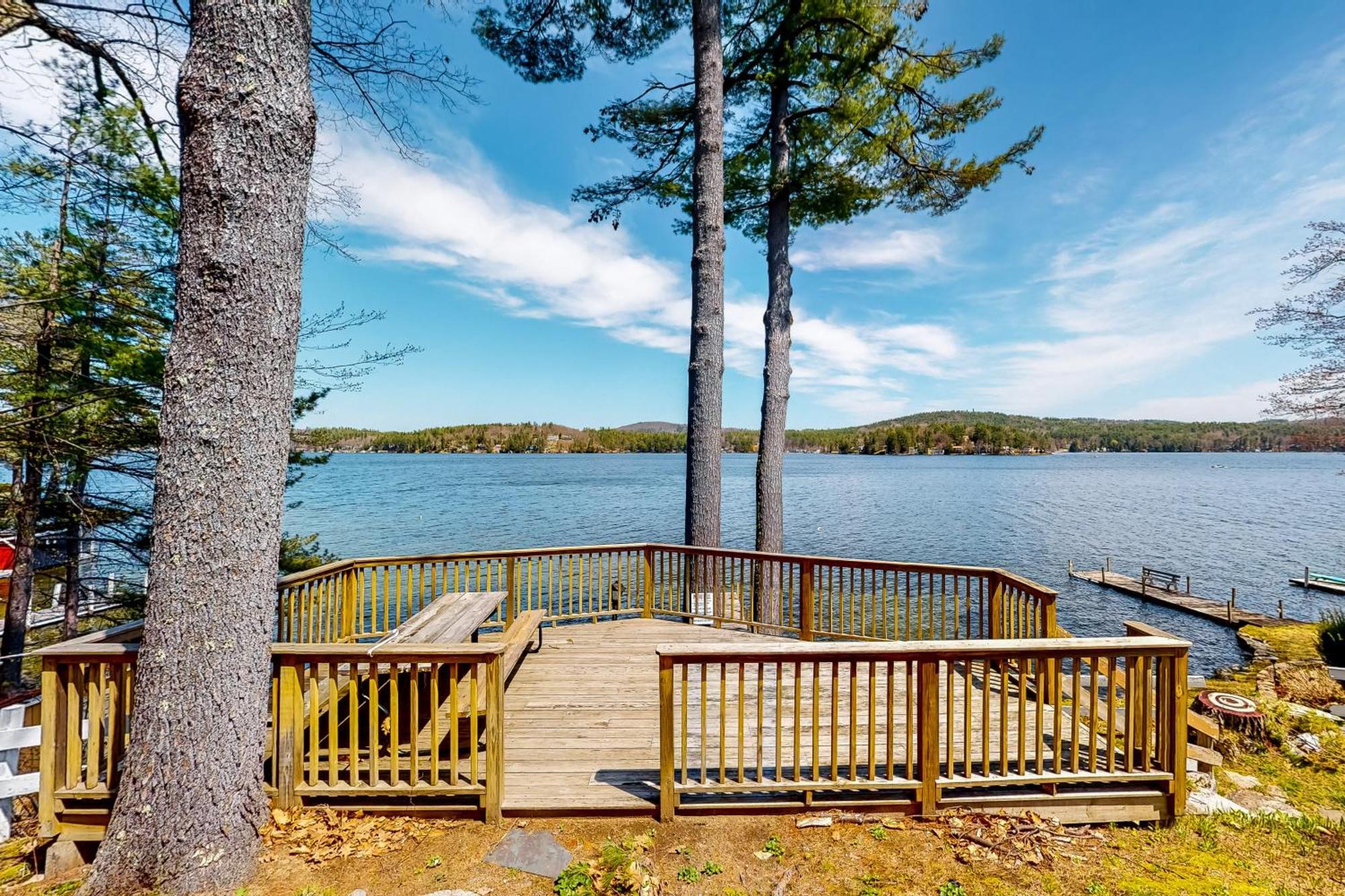 King Birch Lake Homes Alton Room photo